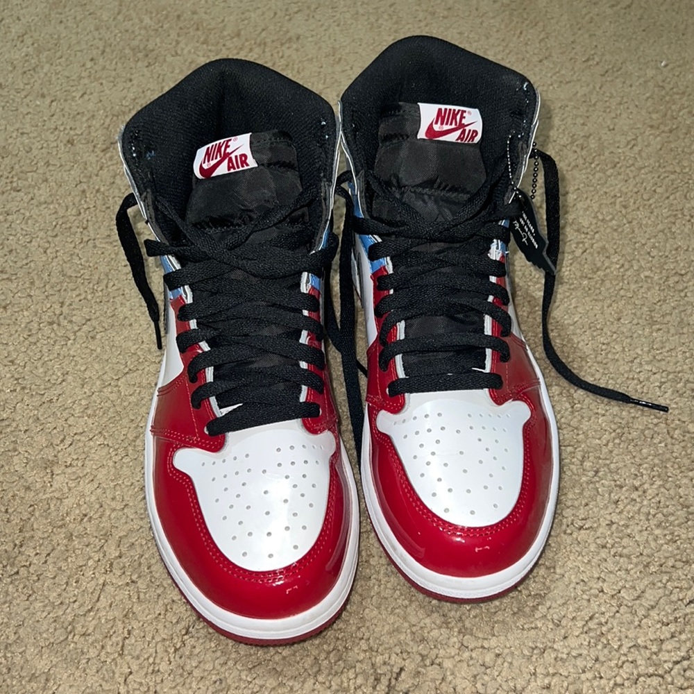 Jordan 1 Retro High Fearless UNC Chicago